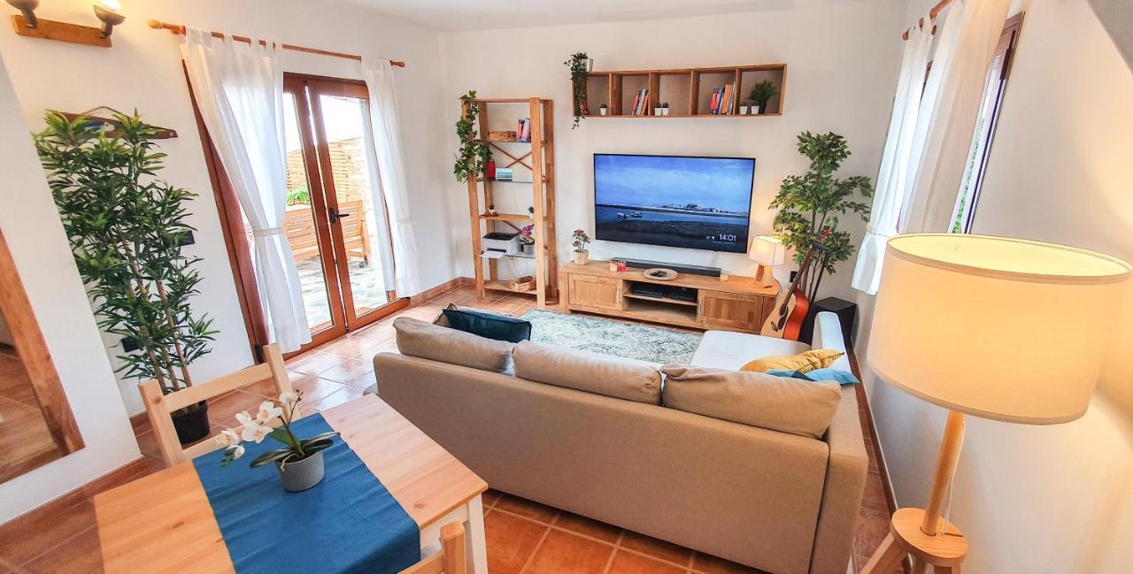 Oasis Desert - Holiday Home With Pool & Garden Near Corralejo And Lajares المظهر الخارجي الصورة